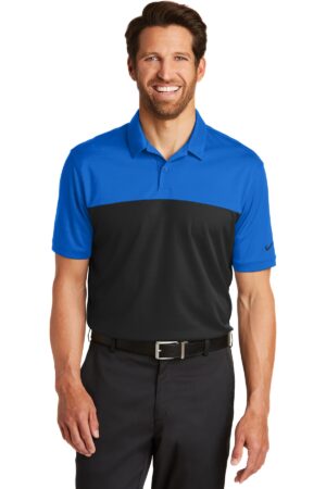 881655_bluesapphireblack_model_front_072017