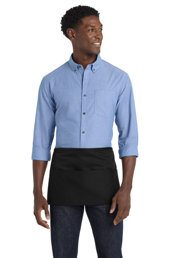 A702_black_model_front