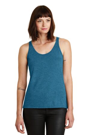 AA2833_peacockhthr_model_front_022016