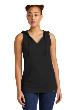 LNEA106_black_model_front