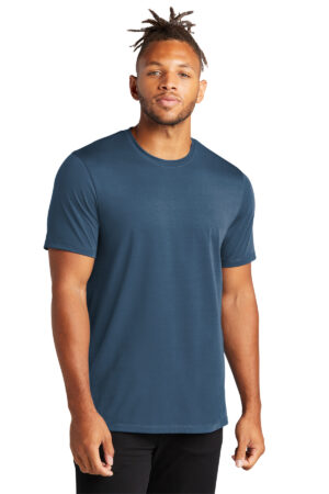 MM1016_insigniablue_model_front