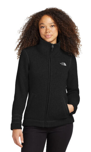 The North Face  ®  Women's Sweater Fleece Jacket. NF0A3LH8