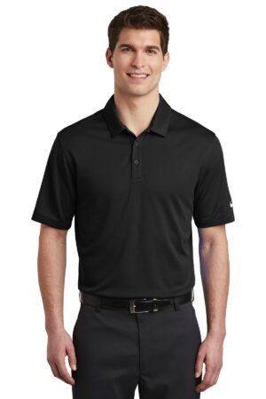 NKAH6266_black_model_front_072018