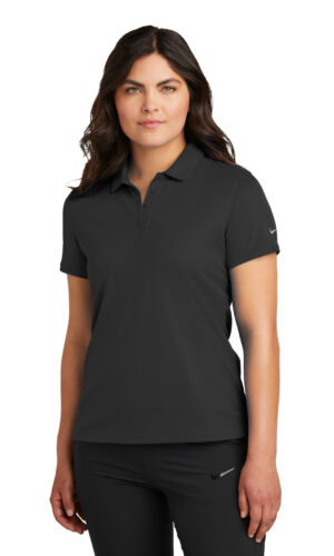 Nike Women's Victory Solid Polo NKDX6685