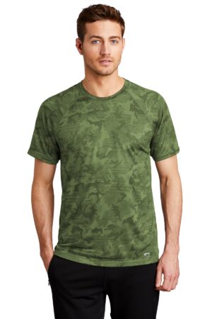 OE323_gritgreencamo_model_front_082019