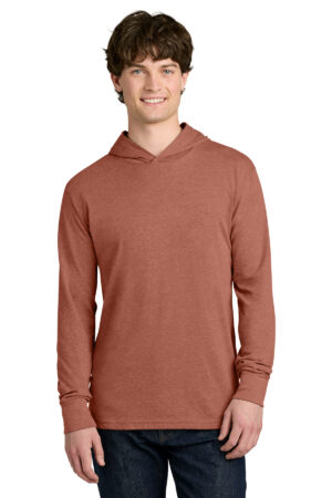 NL6221_heatherredwood_model_front